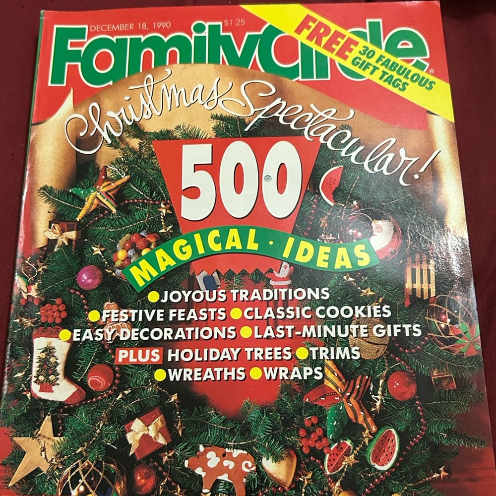 Vintage Family Circle Magazine.December 18, 1990. Vintage Articles,Ads & Recipes